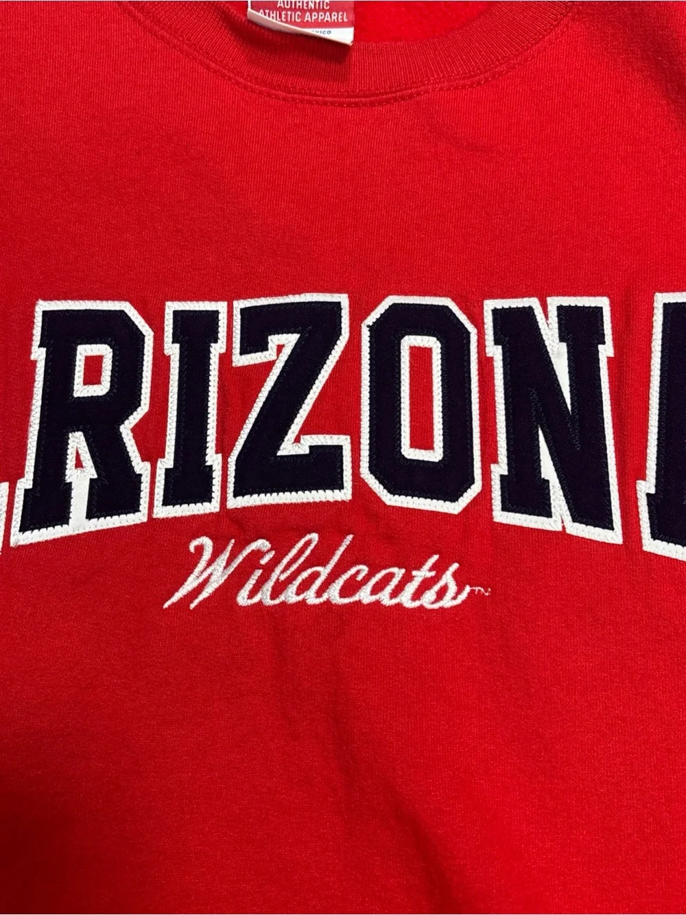 VTG Champion Arizona Wildcats NCAA Crew Neck Sweatshirt  XL Spell Out Logo